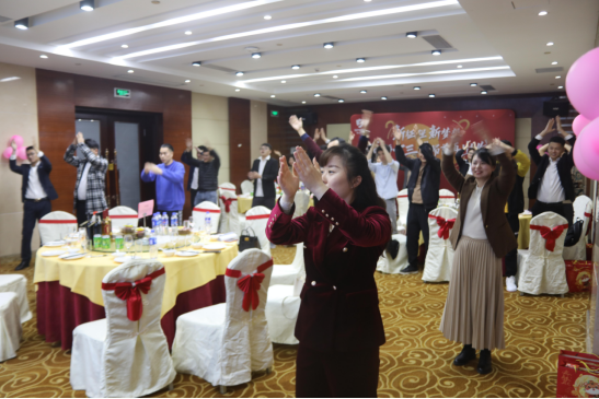 共庆吉年，共扬风帆| 91视频成人免费版公司2022迎春年会隆重举办